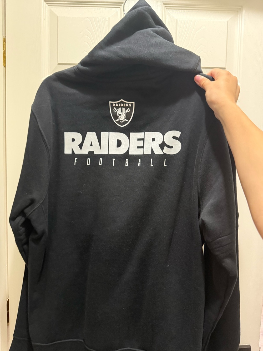 Raiders hoodie men’s small fits women’s medium